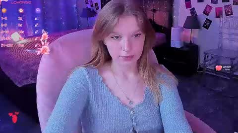 Snapshot of karambamoon chatting on 07.05.26 Lera online show from 07.05.26