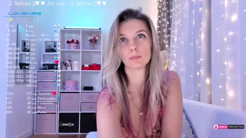 Julia online show from 03.03.25