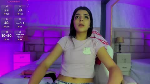 Snapshot of karelymitchel chatting on 02.09.26 Karely online show from 02.09.26