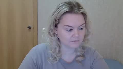 karennelsonx online show from 04.06.26