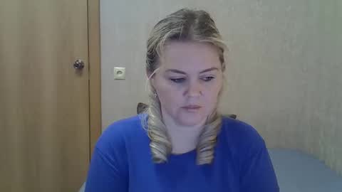 Snapshot of karennelsonx chatting on 05.07.26 karennelsonx online show from 05.07.26