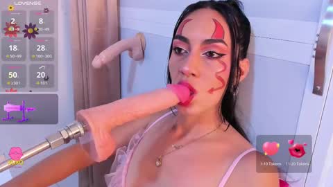 Karina xoxo online show from 10.22.25