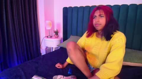 Snapshot of karin_ks chatting on 03.08.25 Karina online show from 03.08.25