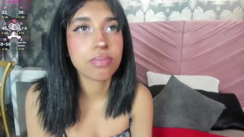 Snapshot of karin_ks chatting on 09.23.25 Karina online show from 09.23.25