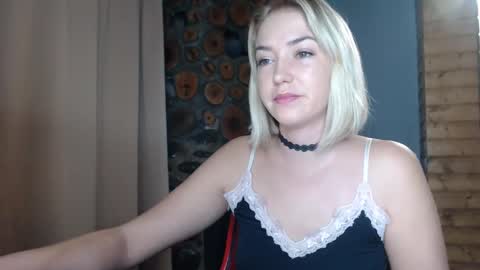 Snapshot of karina_fun chatting on 01.09.25 karina online show from 01.09.25