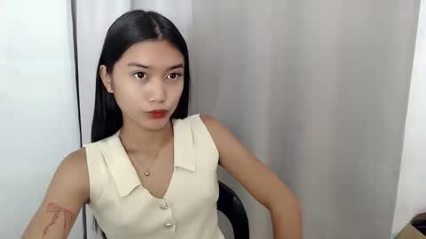 Snapshot of karina_goddess chatting on 10.01.25 karina online show from 10.01.25