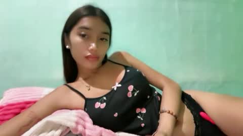 Snapshot of karina_goddess chatting on 07.16.26 karina online show from 07.16.26