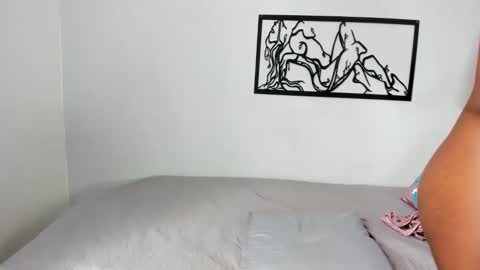 Snapshot of karina_lopez7 chatting on 10.05.25 karina_lopez7 online show from 10.05.25