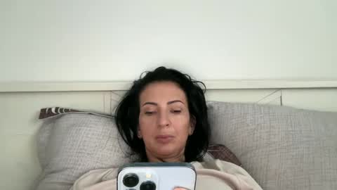 Snapshot of karinablair chatting on 02.14.25 Karina online show from 02.14.25