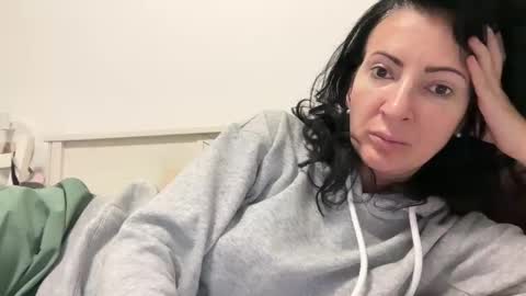 Snapshot of karinablair chatting on 02.25.25 Karina online show from 02.25.25