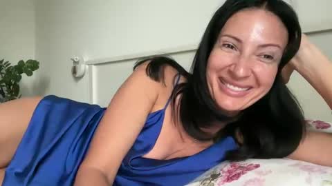 Snapshot of karinablair chatting on 09.26.25 Karina online show from 09.26.25