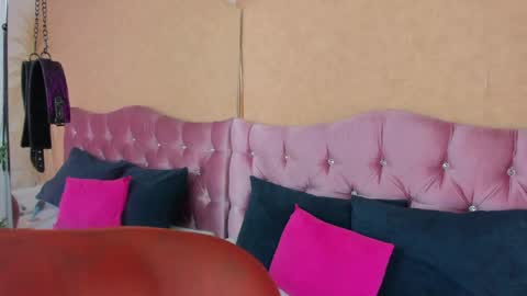 KARINA  online show from 04.17.26