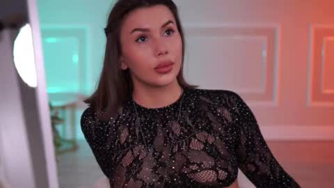 Karina online show from 11.22.25