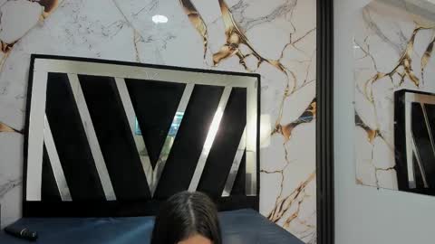 KarinaSimonz online show from 11.05.25