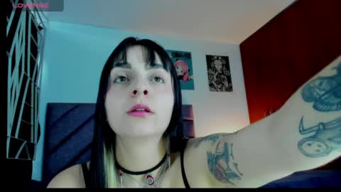 Snapshot of karinna__raven chatting on 05.17.26 KARINNA RAVEN online show from 05.17.26