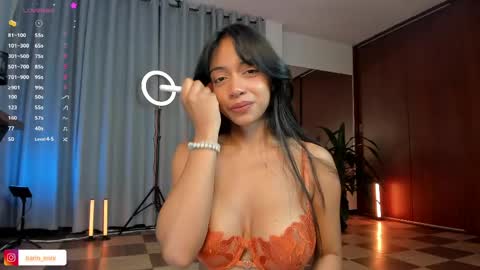 Snapshot of karinnixx chatting on 05.31.26 Karin online show from 05.31.26