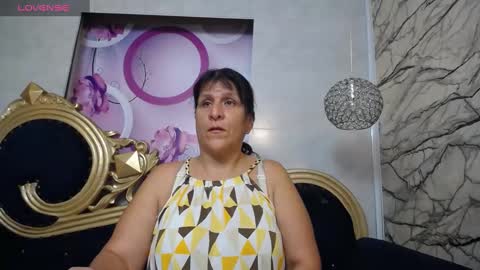 Snapshot of karito_mature17 chatting on 03.08.25 Karito online show from 03.08.25