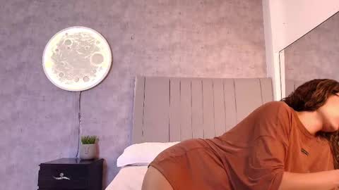 Karla online show from 11.24.25