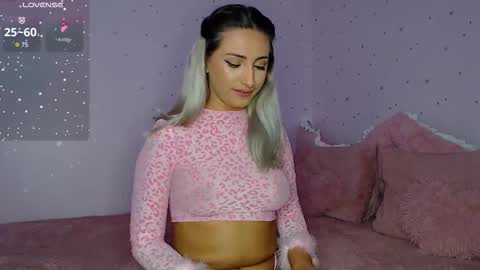 Andreea Fun it s my name online show from 11.30.25