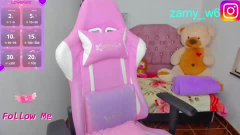 Snapshot of karla_cutee1 chatting on 05.09.26 karla online show from 05.09.26