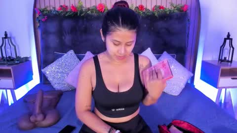 Snapshot of karla_gonzaless chatting on 09.20.25 Karla Gonzaless online show from 09.20.25