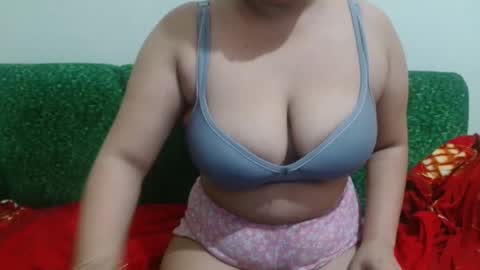 Snapshot of karla_me22 chatting on 04.07.26 karla_me22 online show from 04.07.26