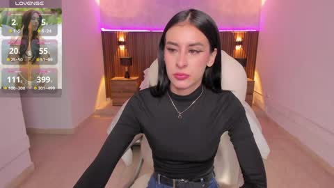 Snapshot of karlaa_james chatting on 04.22.26 Karlaa online show from 04.22.26