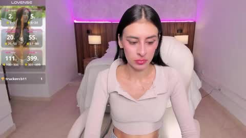 Snapshot of karlaa_james chatting on 05.19.26 Karlaa online show from 05.19.26