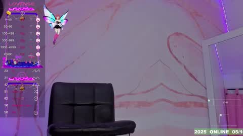 Snapshot of karlaebony_ts chatting on 10.05.25 KARLA online show from 10.05.25