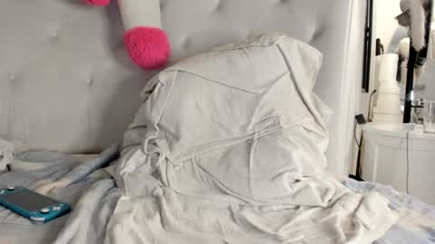 KARLA A online show from 09.12.25