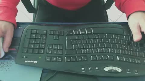 karll122 online show from 02.25.26