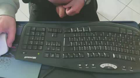 karll122 online show from 02.27.26