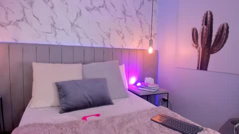 karlla_brown online show from 10.30.25