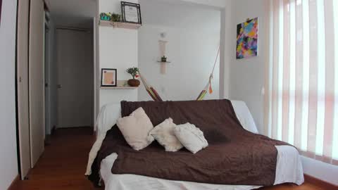 Karlye online show from 02.22.25