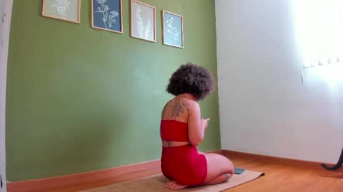 Karlye online show from 04.13.26