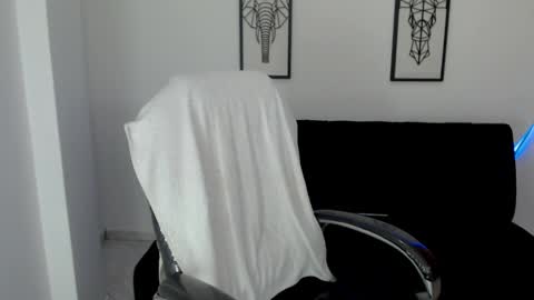 KARLYE online show from 03.08.25