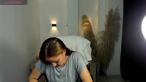 Snapshot of karlye_hot chatting on 02.14.26 KARLYE online show from 02.14.26