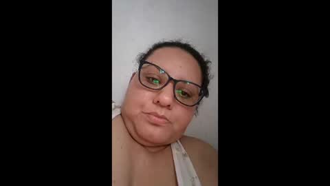 Snapshot of karol103900 chatting on 04.26.26 Karol online show from 04.26.26