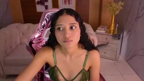 Snapshot of karol1_s chatting on 06.17.26 karol1_s online show from 06.17.26