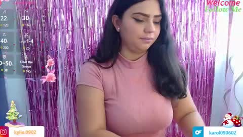 Snapshot of karol_09 chatting on 12.19.24 karol 09 online show from 12.19.24