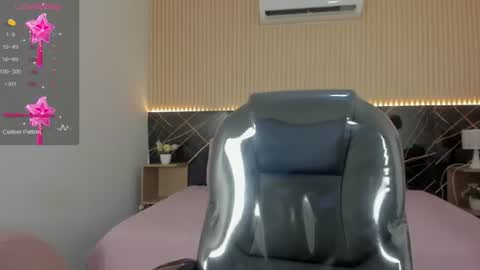 Snapshot of karol_cortes chatting on 06.24.26 karol_cortes online show from 06.24.26