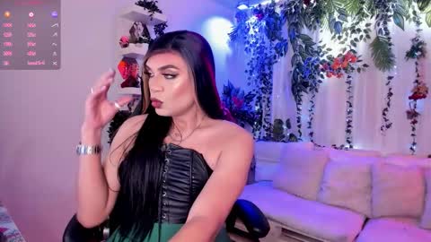  karol  online show from 12.18.25