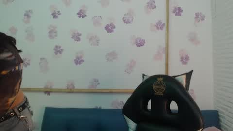 Karol online show from 04.29.26