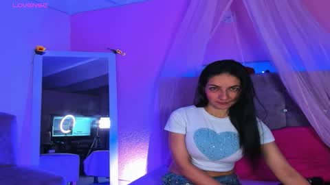 Karol online show from 11.26.25