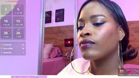 KAROL SCOTT online show from 03.08.25