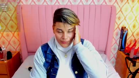 Snapshot of karolandluna chatting on 03.03.25 Karol and Luna online show from 03.03.25