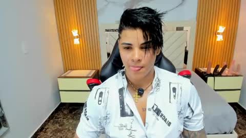 Snapshot of karolandluna chatting on 05.08.26 Karol and Luna online show from 05.08.26