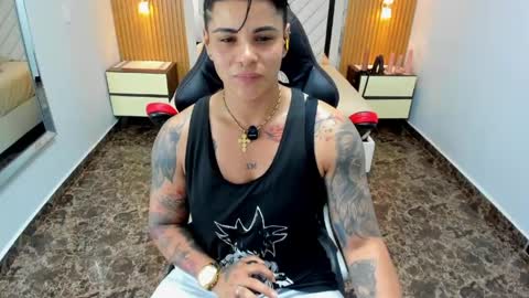 Snapshot of karolandluna chatting on 05.09.26 Karol and Luna online show from 05.09.26