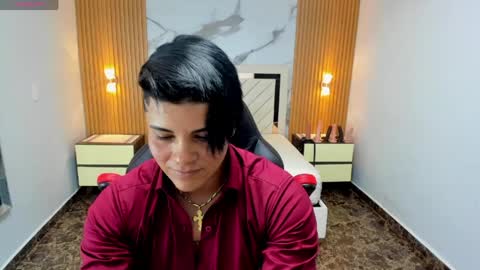Snapshot of karolandluna chatting on 05.19.26 Karol and Luna online show from 05.19.26