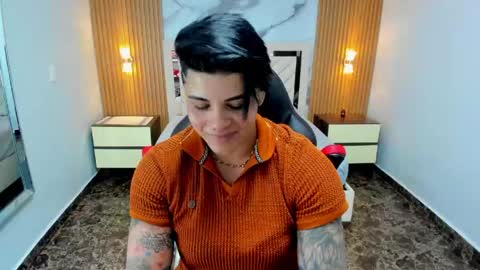 Snapshot of karolandluna chatting on 05.21.26 Karol and Luna online show from 05.21.26